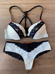 ENSEMBLE REMBOURRE SEXY