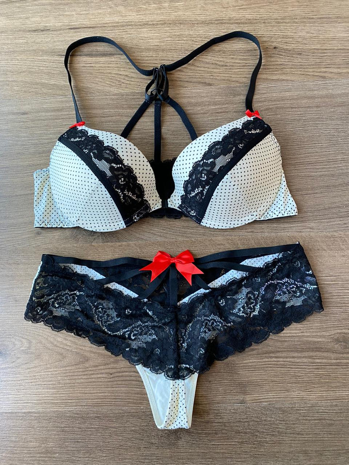 ENSEMBLE REMBOURRE SEXY