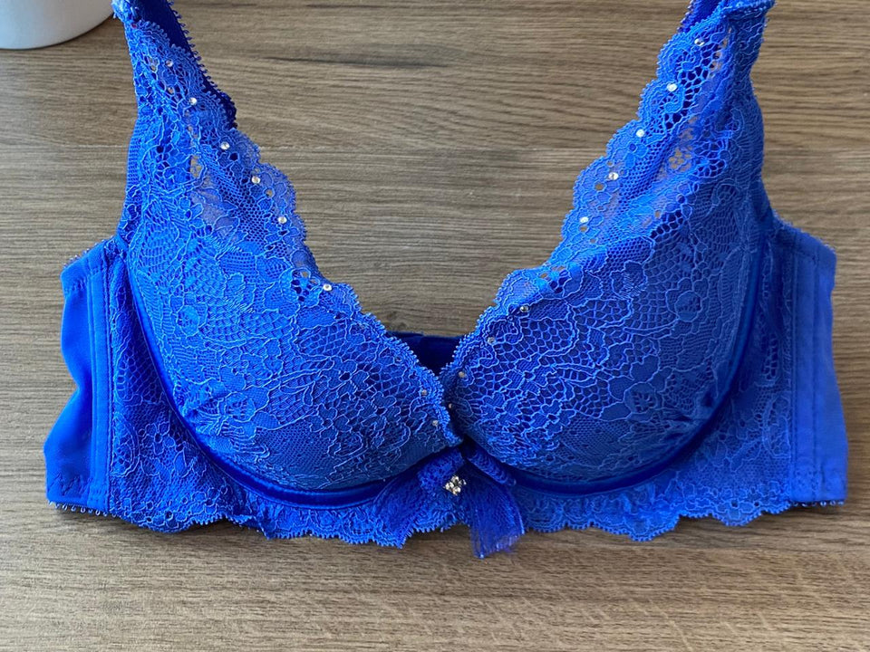 SOUTIEN GORGE REMBOURRE PUSH UP DENTELLE