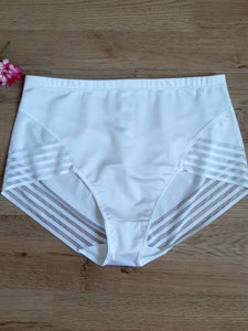Slip gaine invisible ventre plat