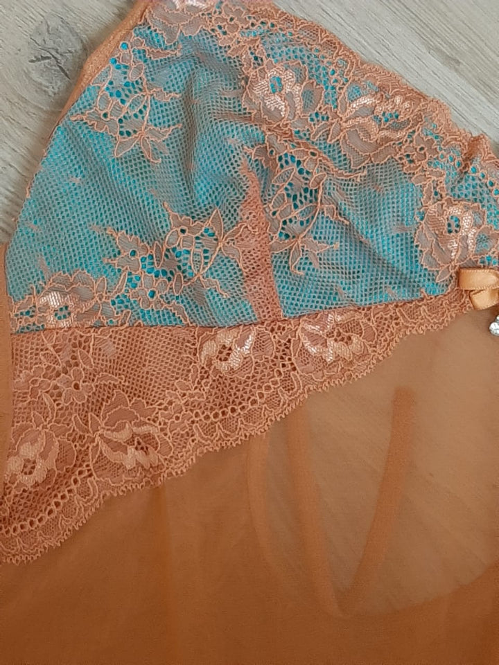 Nuisette en tulle et dentelle couleur brique