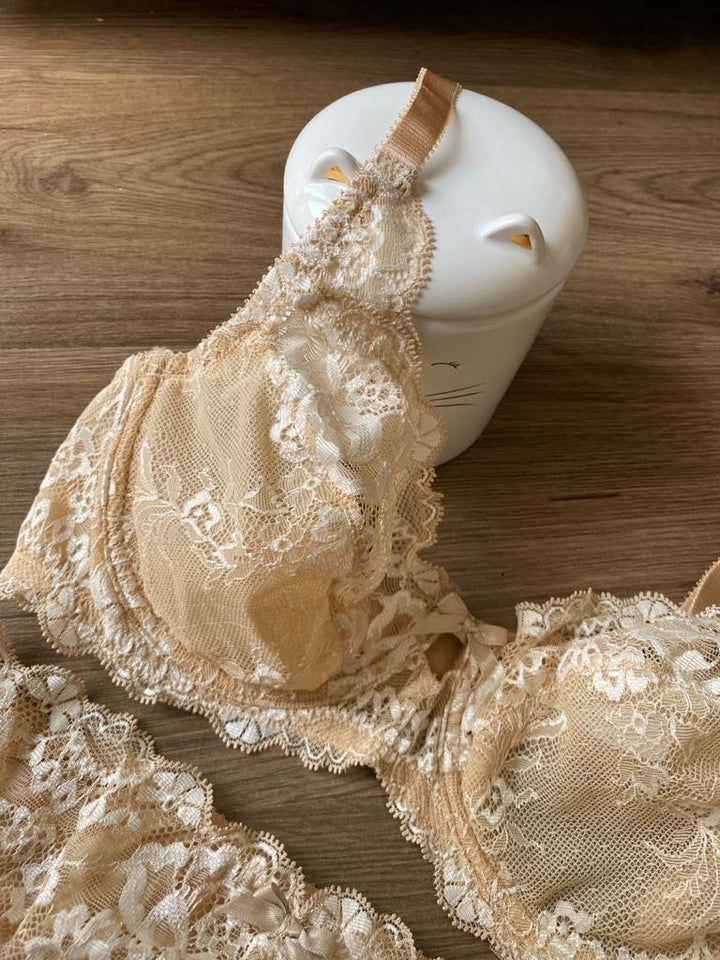 Ensemble dentelle non rembourré avec armature