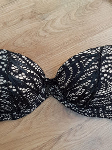 Soutien-gorge rembourré dentelle 001