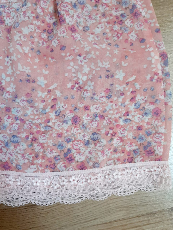 Chemise de nuit débardeur dentelle et short en mousseline fleurie