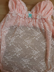 Chemise de nuit débardeur dentelle et short en mousseline fleurie