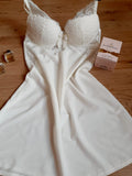 NUISETTE REMBOURRE DENTELLE