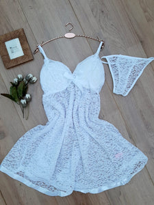 Nuisette dentelle avec string. 001