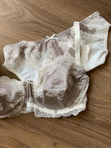 Ensemble dentelle non rembourré avec armature couleur chêne