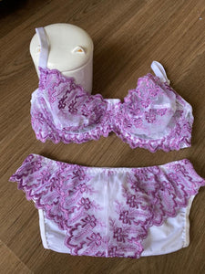 Ensemble dentelle non rembourré avec armature couleur MAUVE