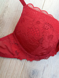 Soutien-gorge rembourré dentelle