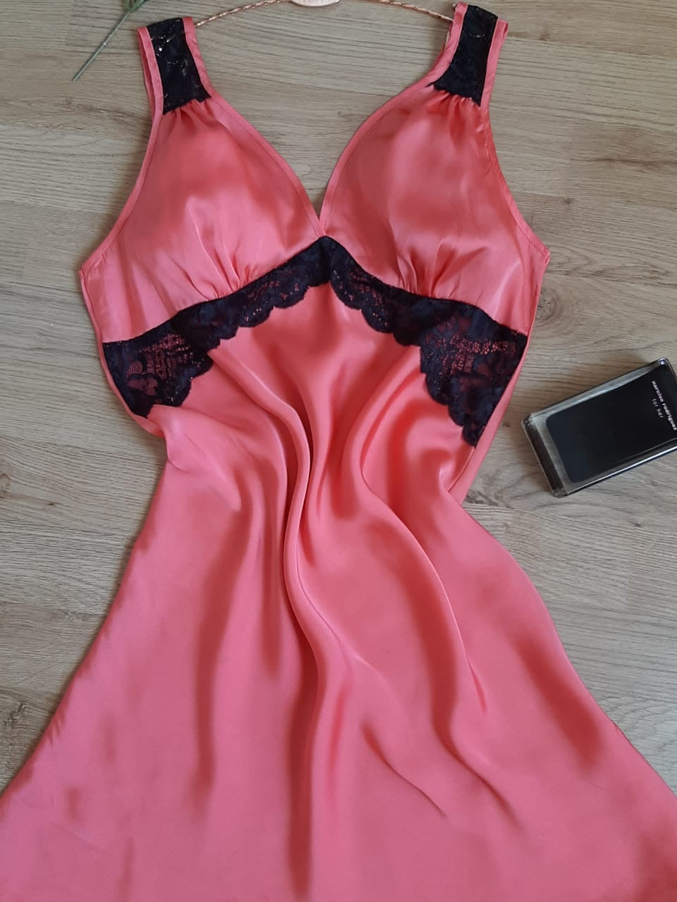 Nuisette satin de soie 0012