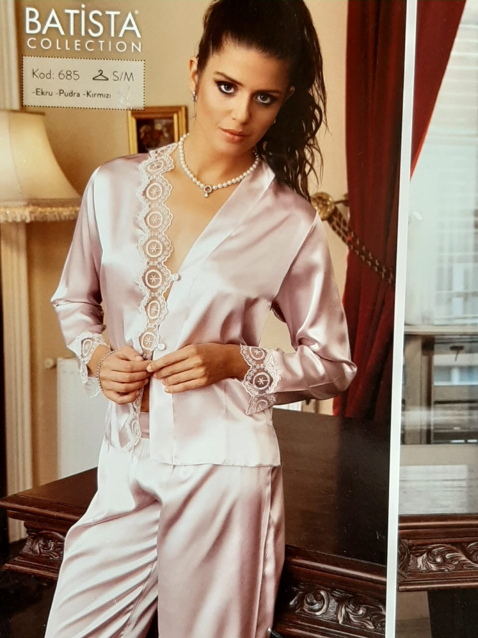 Chemise de nuit satin de soie et dentelle 6 pièces 003