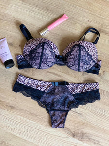 Ensemble push up 2130