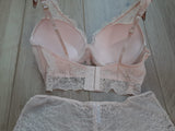 ENSEMBLE REMBOURRE DENTELLE