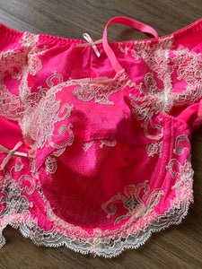Ensemble dentelle non rembourré avec armature Couleur Rose Fuchsia