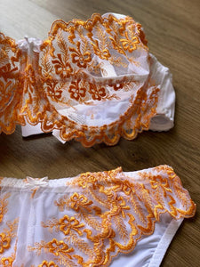 Ensemble dentelle non rembourré avec armature couleur orange