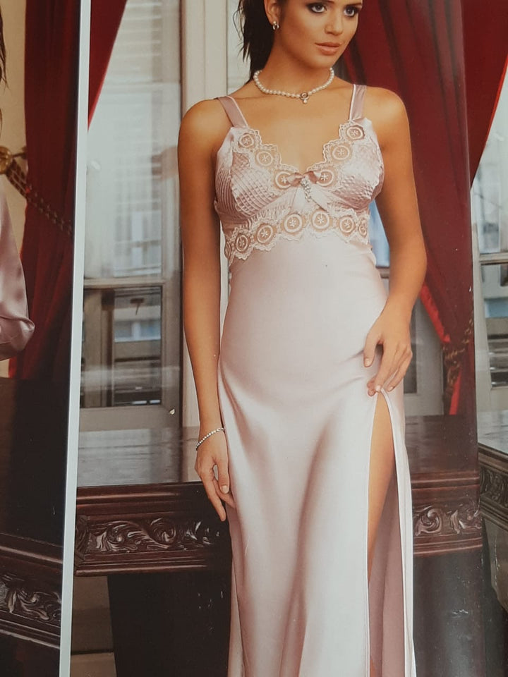 Chemise de nuit satin de soie et dentelle 6 pièces 003