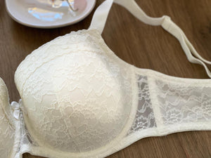 Soutien gorge rembourré dentelle couleur crème 1903