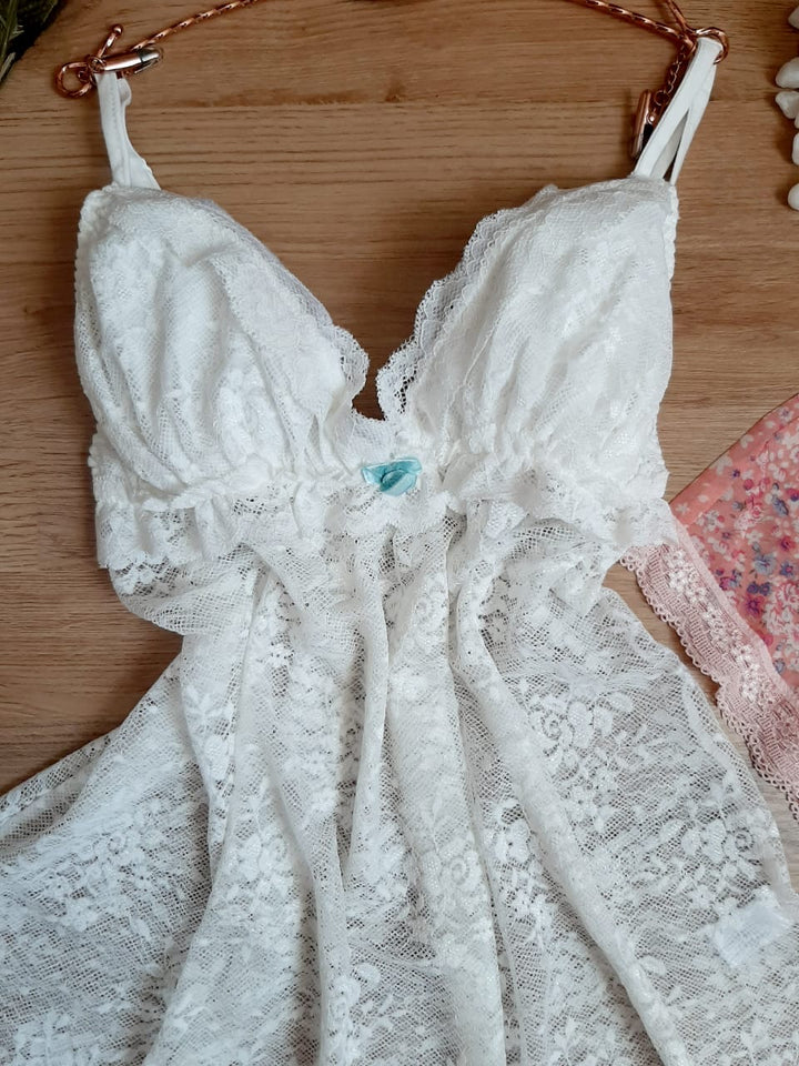 Chemise de nuit débardeur dentelle et short en mousseline fleurie