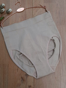 Slip gaine remonte fesses