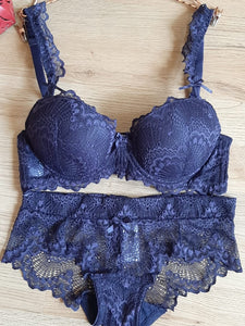 ensemble rembourre dentelle
