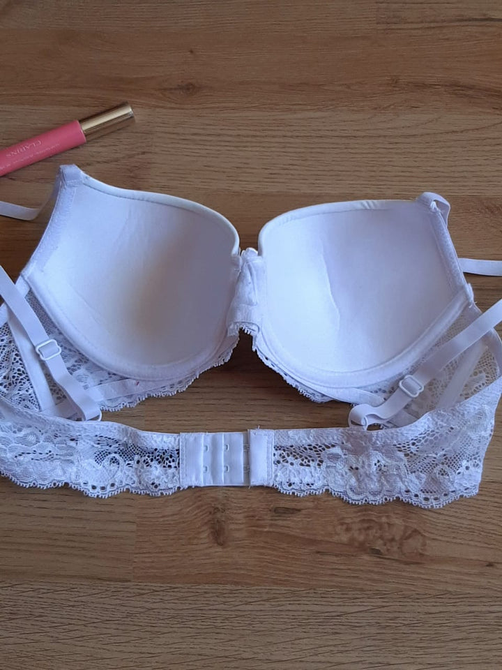 SOUTIEN GORGE DENTELLE BLANC